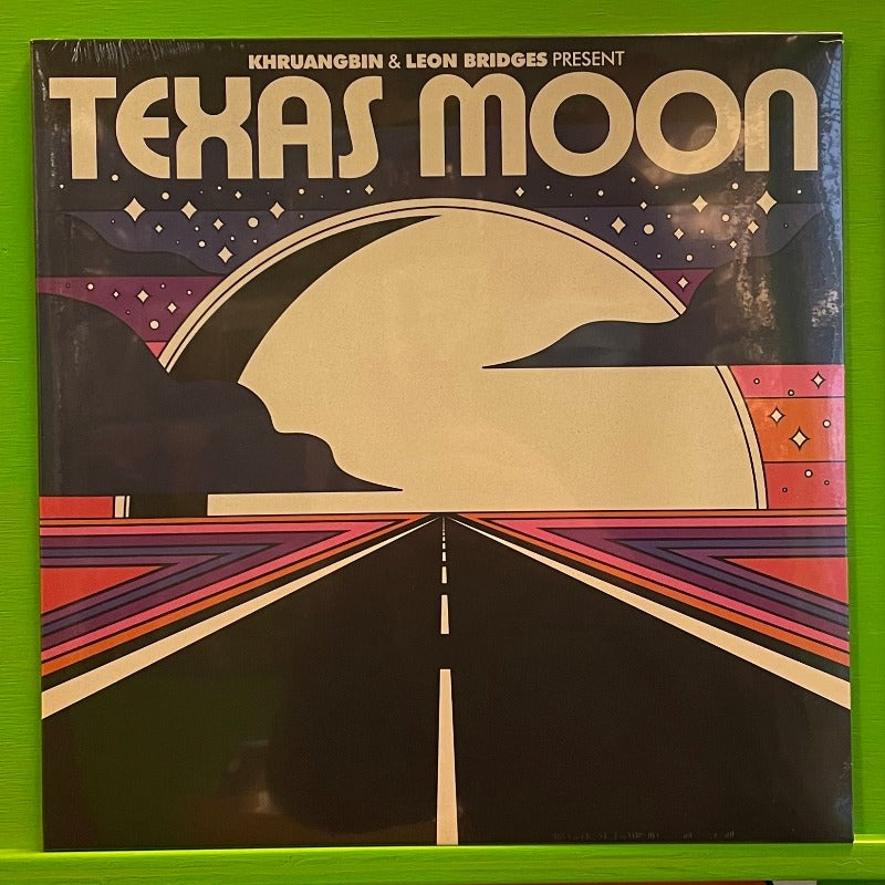 Khruangbin & Leon Bridges - Texas Moon