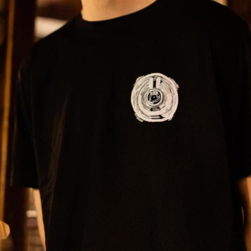 In De Blaauwe Hand x Waaghals T-Shirt